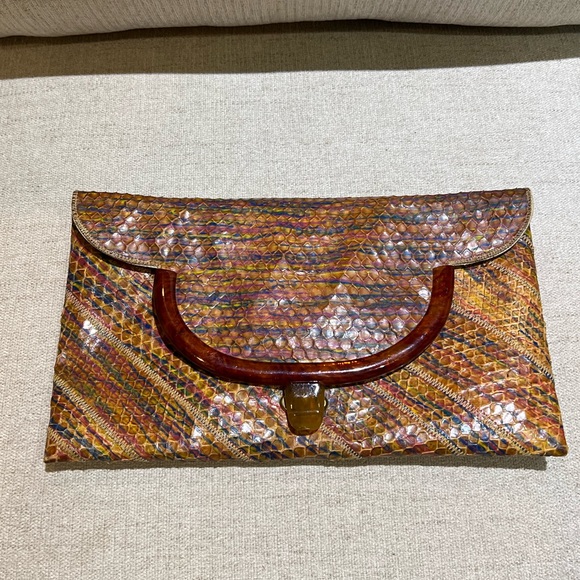 Bags by Varon Clutch/Wristlet - Picture 2 of 11